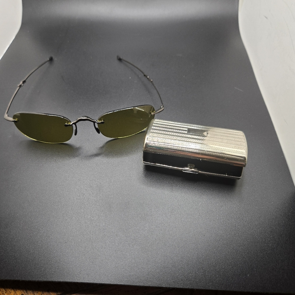 NEOX BY LORI GREINER FOLDING SUNGLASSES